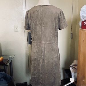 Surfed knee length dress